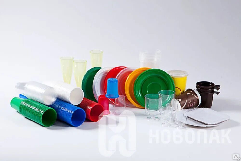 производитель пластиковых изделий. миска с крышкой; полипропилен; 0, 85л; d=145, h=60мм; зелен. пластмассовые изделия для дома. изделия из пластика. пластиковые изделия.