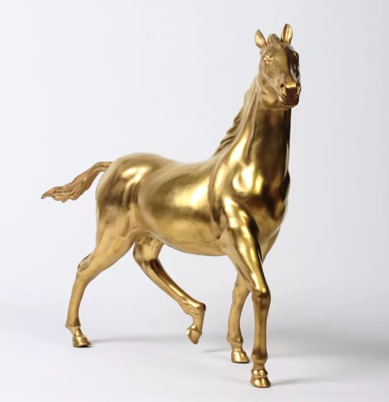 Золотой конь Чингисхана. Золотой конь царя Митридата. Золотой конь Анапа царя Митридата. Золотые кони хана Батыя.
