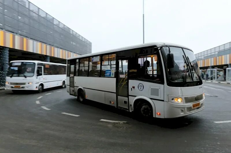 Когда приедет автобус екатеринбург. Автобус МАЗ Екатеринбург. ГОРТРАНС Екатеринбург автобусы. МАЗ 150. СТЦ мега Уфа остановка.