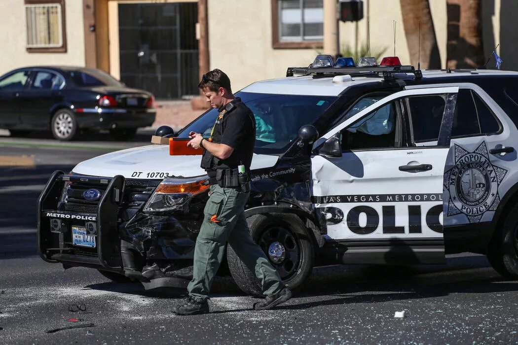 Car las Vegas Metro Metropolitan Police LVMPD. LAPD погоня. LAPD SWAT. Metropolitan Police США.