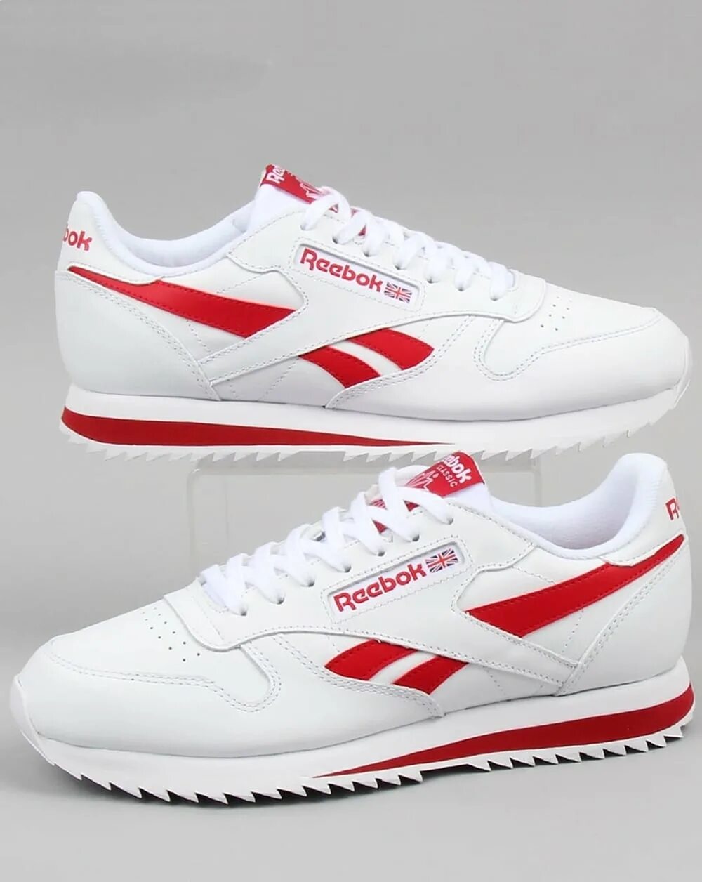 Мужской кроссовки белый красный. Reebok Red White. Reebok Classic красные. Reebok Classic Leather красно белые. Кроссовки рибок мужские белые с красным.