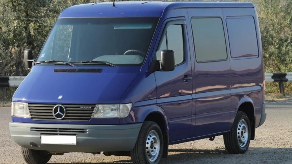 Mercedes Sprinter 212. Mercedes-Benz Sprinter 2. Мерседес Спринтер 1. Мерседес Спринтер короткий пассажирский. Купить спринтер 2.2