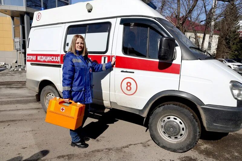 Скорая медицинская помощь. Скорая помощь. Один день из жизни фельдшера скорой помощи. Фельдшер. Фельдшер скорой помощи.