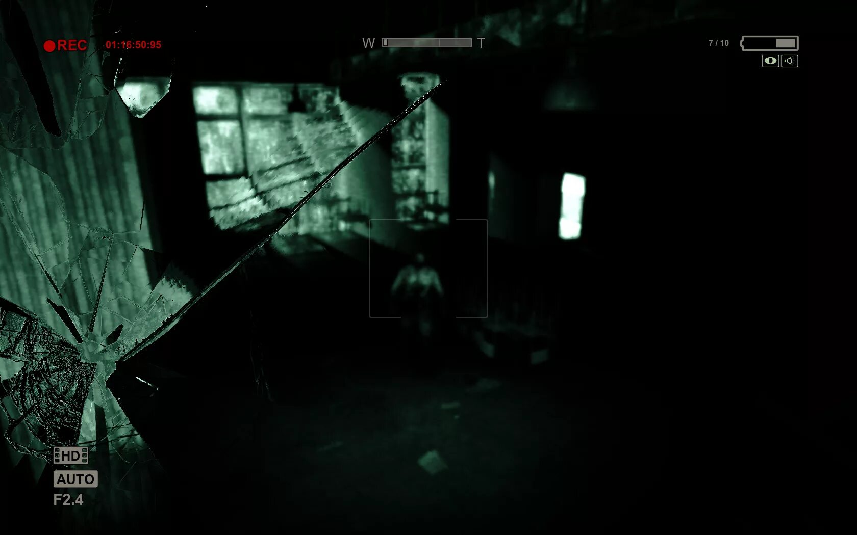 Можно ли играть в аутласт по сети. Как пройти в аутласт мужское отделение. Мэддисон играет в outlast 2. Можно ли играть в аутласт по сети. Где ключ карта в аутласт мужское отделение.