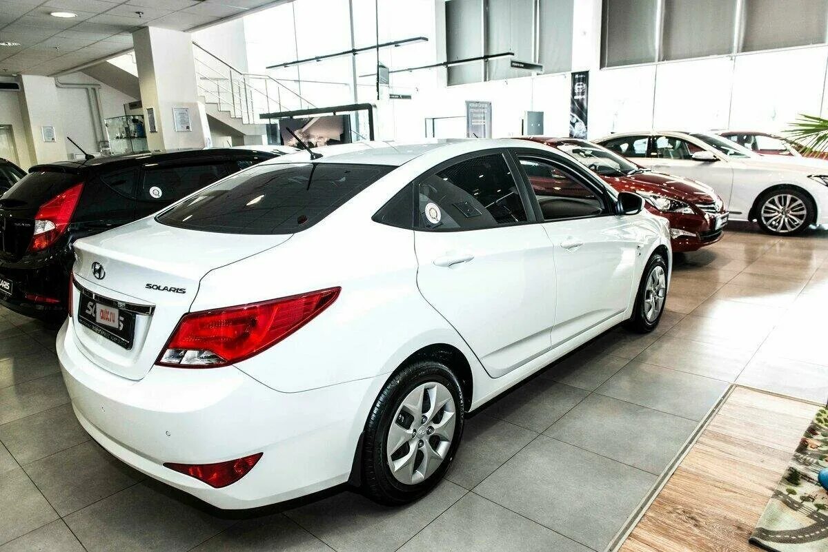 Hyundai Solaris 2016. Хендай Солярис 2016. Hyundai Solaris 2016 года. Хендай Солярис 2016 белый.