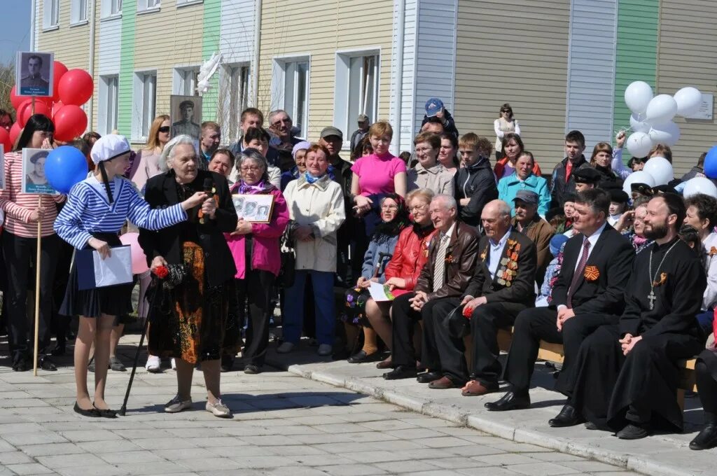 Поселок Саянский Рыбинский район. Посёлок Саянский Красноярский край Рыбинский район. Поселок Саянский Рыбинский район вокзал. Старый поселок Саянский фото.