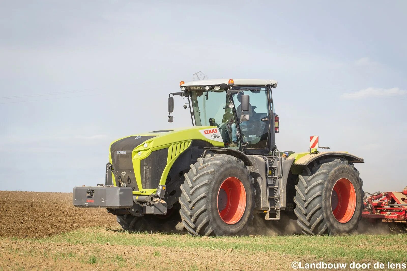 Claas xerion. Трактор claas xerion. класс ксерион 5000. трактор клаас ксерион 5000. трактор claas xerion 5000 комбайн.