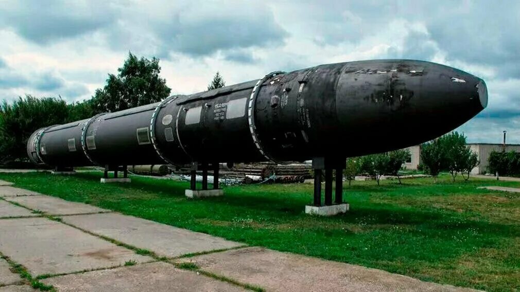 Самая первая баллистическая ракета. Р-36м баллистическая ракета. Ракета р-36м сатана. Межконтинентальная баллистическая ракета р-36м2 «Воевода». Р-36м2 (SS-18, Satan).