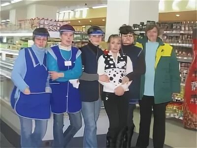 Работа вологда аллеях. Директор магазина аллеи вологда. аллея вологда продукты.