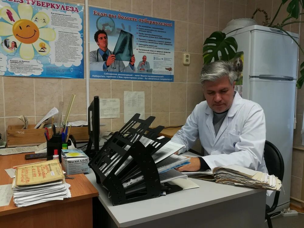 Республиканская больница горно-алтайск. Республиканская больница пульмонологическое отделение. Медсестра пульмонологического отделения. Гбуз рдкб уфа. Пульмонологическое отделение.