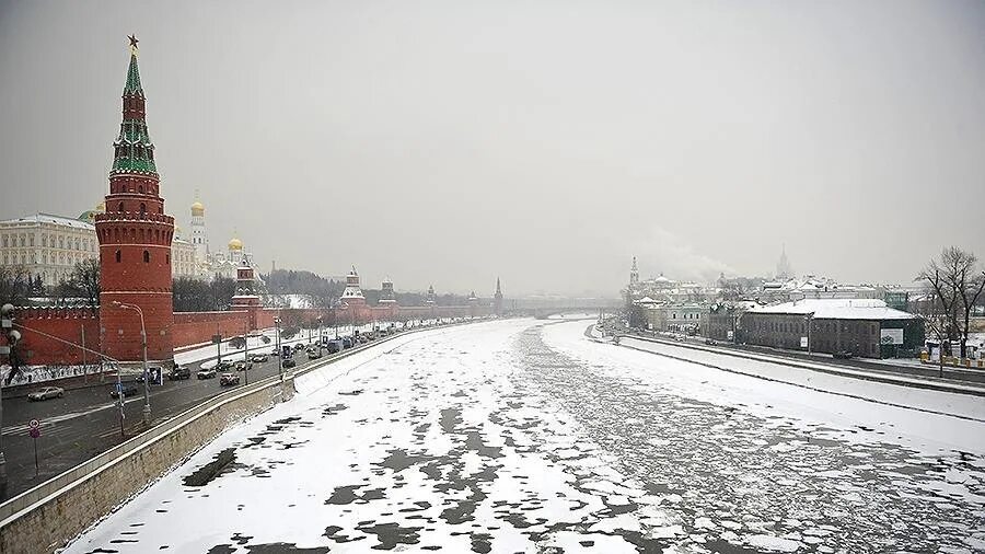 Пагөда на 10 в москве и московской. Зима в Москве. Москва в январе. Москва весной. Москва в феврале.