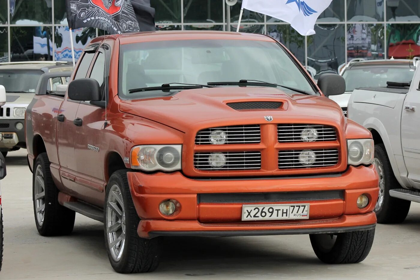 Додж 777ых. А146аа777 Додж. 777 Dodge номер России. Ram россия