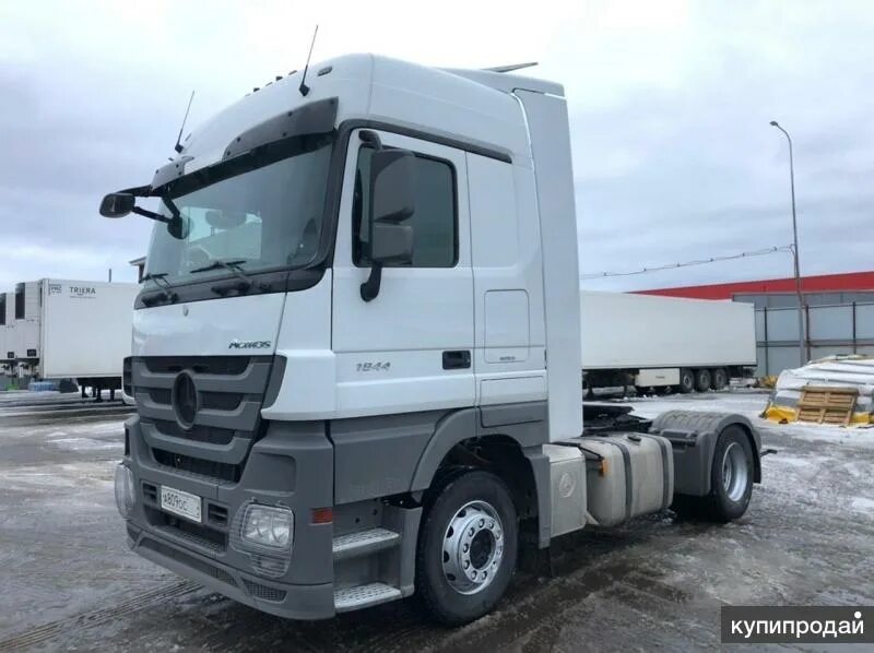 Мерседес актрос 1845. Тягачи мерседес актрос бу на авито. Mercedes benz actros mp4 1845. Мерседес актрос 2001 тягач. Тягач мерседес актрос белый.
