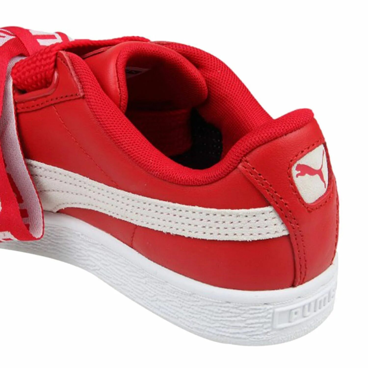 Puma outlet. Сникеры Puma. Puma Madison Red Sneakers. Кроссовки Puma аутлет. Puma Sneakers women.