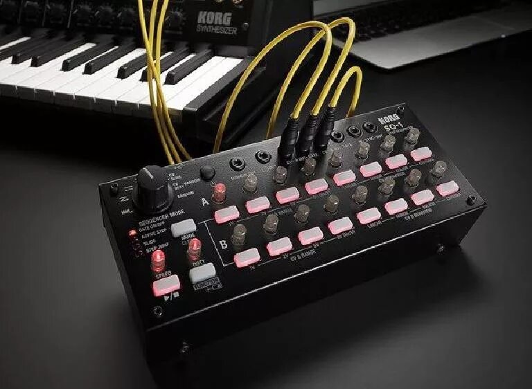 Sequencer. Секвенсор korg sq-1 2x8 step. миди секвенсор. step sequencer hardware circlon. sq-001.