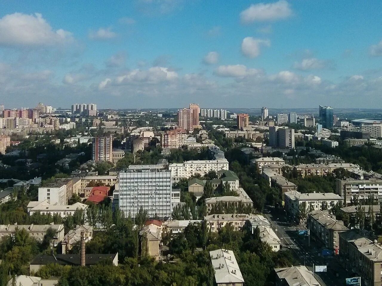 Фото донецка сегодня. Донецк город. Донецк центр города сейчас. ДНР Донецк центр. Донецк 2013.