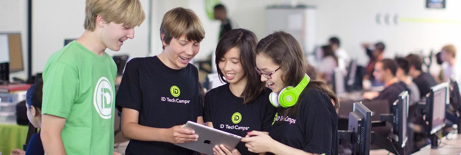 Coding camp. Tech camp. id tech лагерь. реклама tech camp. id tech camps.