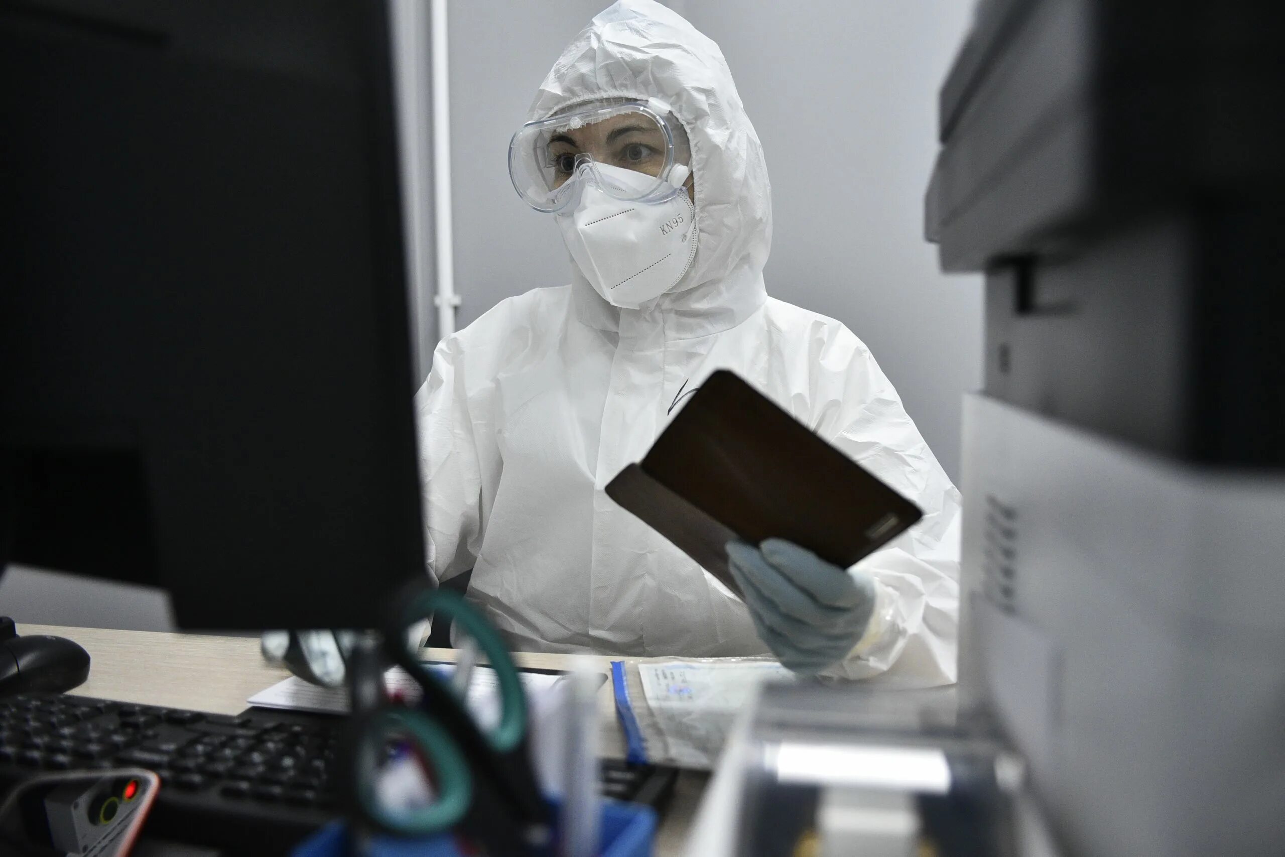 Основным источником туберкулезной инфекции для человека является:. Рассадник инфекции. Вич меры профилактики кратко. Причины возникновения вич-инфекции. Биологическое оружие люди.