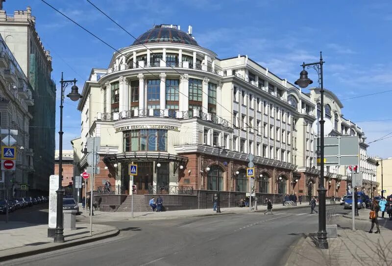 Ниу вшэ москва. Высшая школа экономики мясницкая. Moscow school of economics. Высшая школа экономики мясницкая. Здание ниу вшэ на мясницкой.
