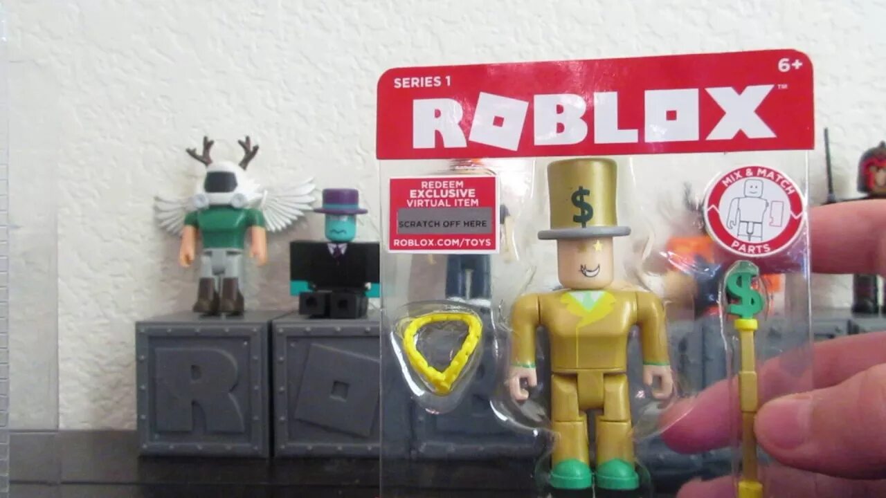 Включи мистер роблокс. Roblox Toys. Плюшевые игрушки РОБЛОКС. РОБЛОКС Мистер блинг блинг. Roblox Toys codes.