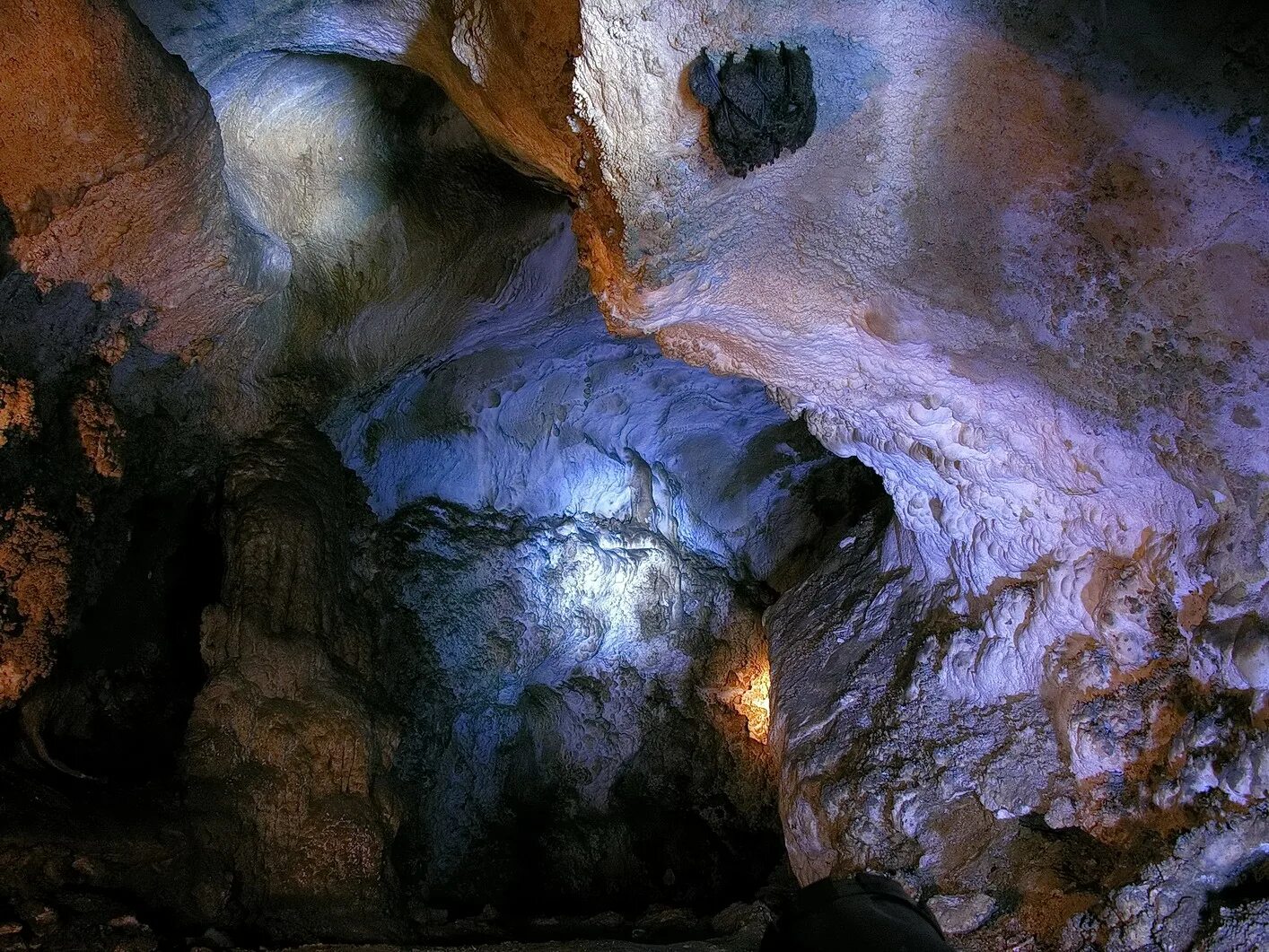 Пещера дворец. Пещера дворец. Пещера драконов. Идрисовская пещера пещеры башкортостана. Идрисовская пещера дворец.