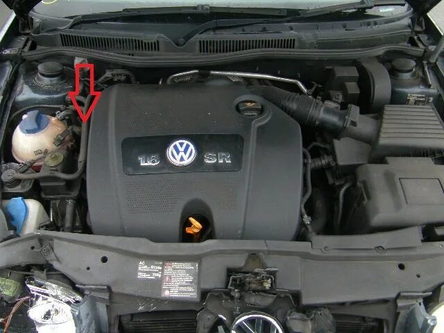 Volkswagen bora двигатель. VW Bora 1.6 аккумулятор. Bora 1 6 двигателя. VW Bora двигатель 1,6 102 л.с.. Двигатель Фольксваген Бора 1.6.