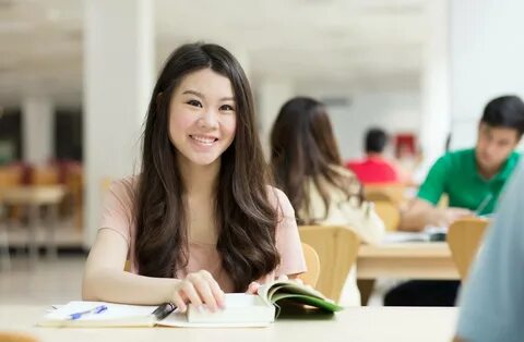 Студентка азиатка подогнала преподавателю яблоко и шикарный секс в своем ли...
