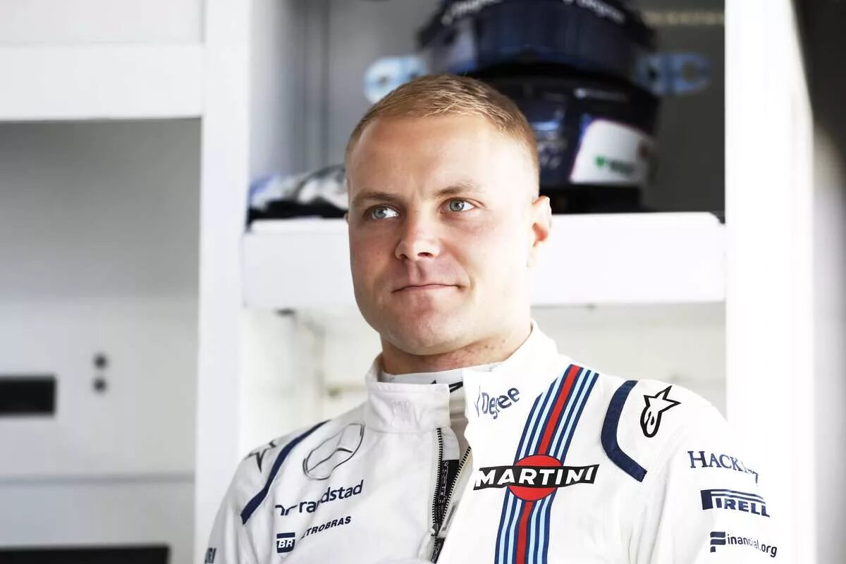 Солист группы автоспорт. Валттери Боттас. Валттери Боттас Уильямс. Valtteri Bottas 2017. Валттери Боттас новая прическа.