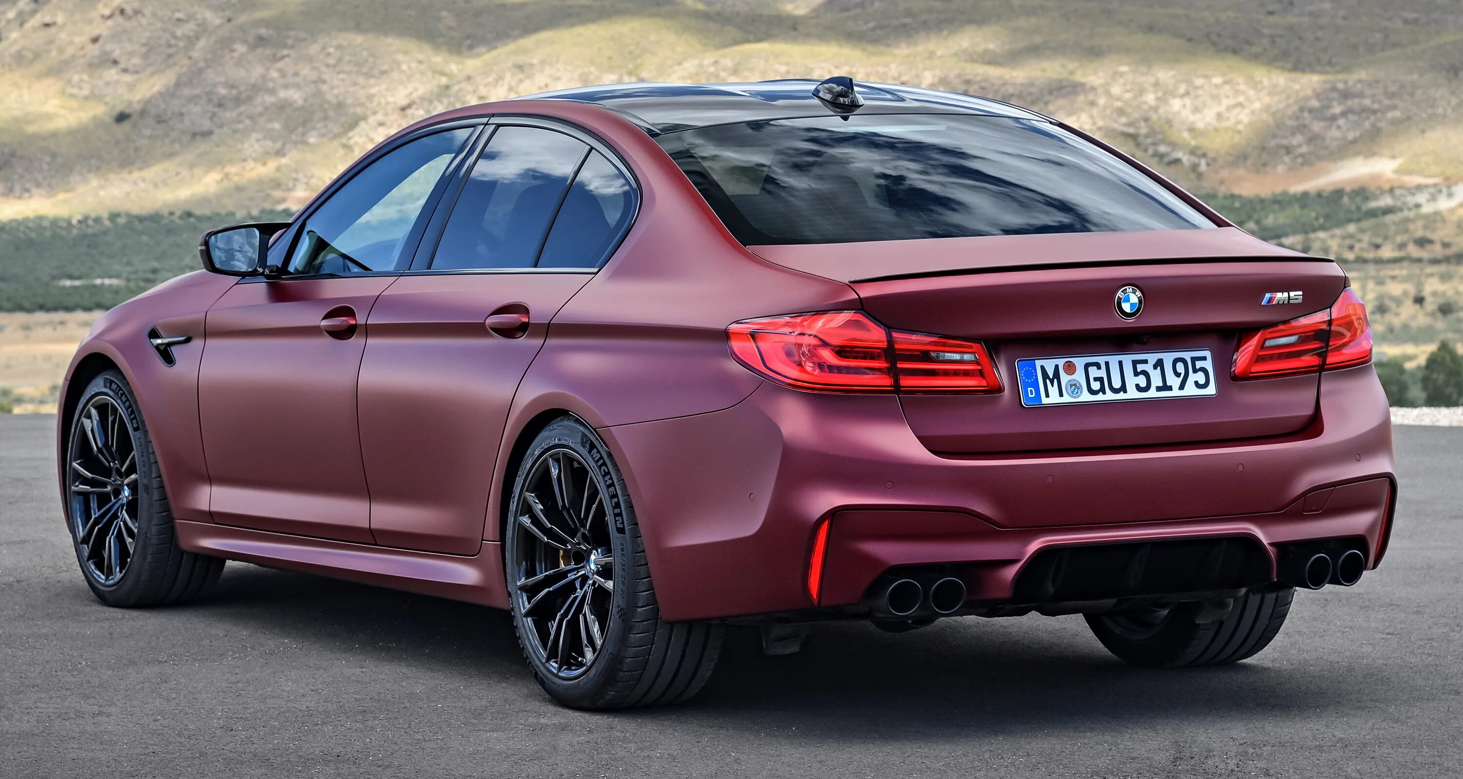 BMW m5 f90. BMW m5 f90 first Edition. BMW m5 f90 2018. BMW m5 f90 купе. Сколько стоит м5 ф90 в россии