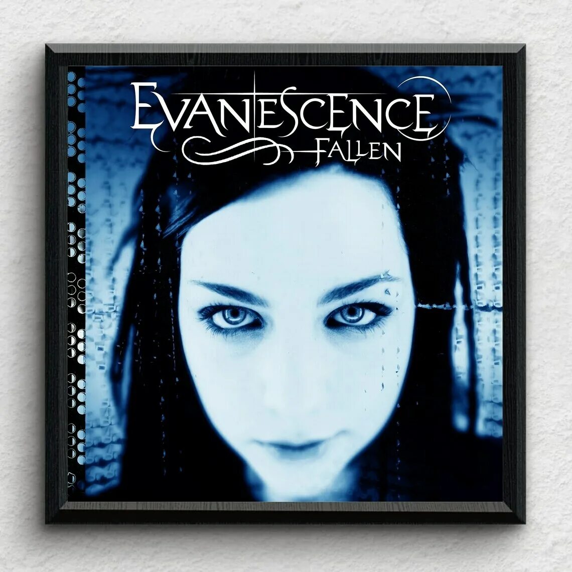 Песня my immortal. Эванесенс 2003. Evanescence 2023. Группа Evanescence 2003. Evanescence обложка 2003.