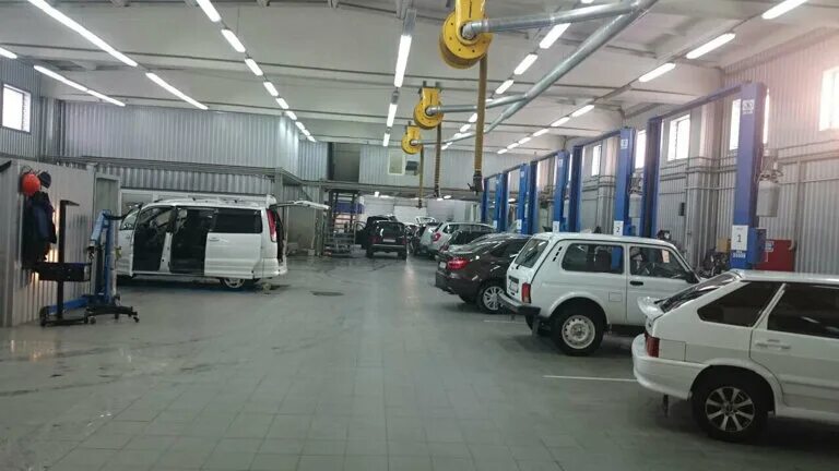 Автотранспортный переулок 4 киров. Киров, автотранспортный пер. Киров, автотранспортный пер. Блюхера 52 киров. Ао атх ломоносова 7а.