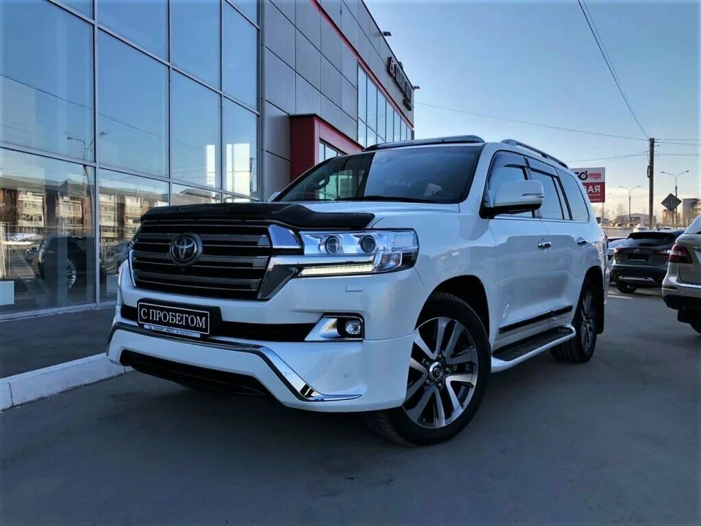 Крузер 200 рестайлинг 2016. Лендкрузер 200рестальнинг. Крузер 200 рестайлинг 2016. Крузер 200 рестайлинг 2016. Toyota land cruiser 2016 черный.