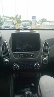 Снять магнитолу ix35