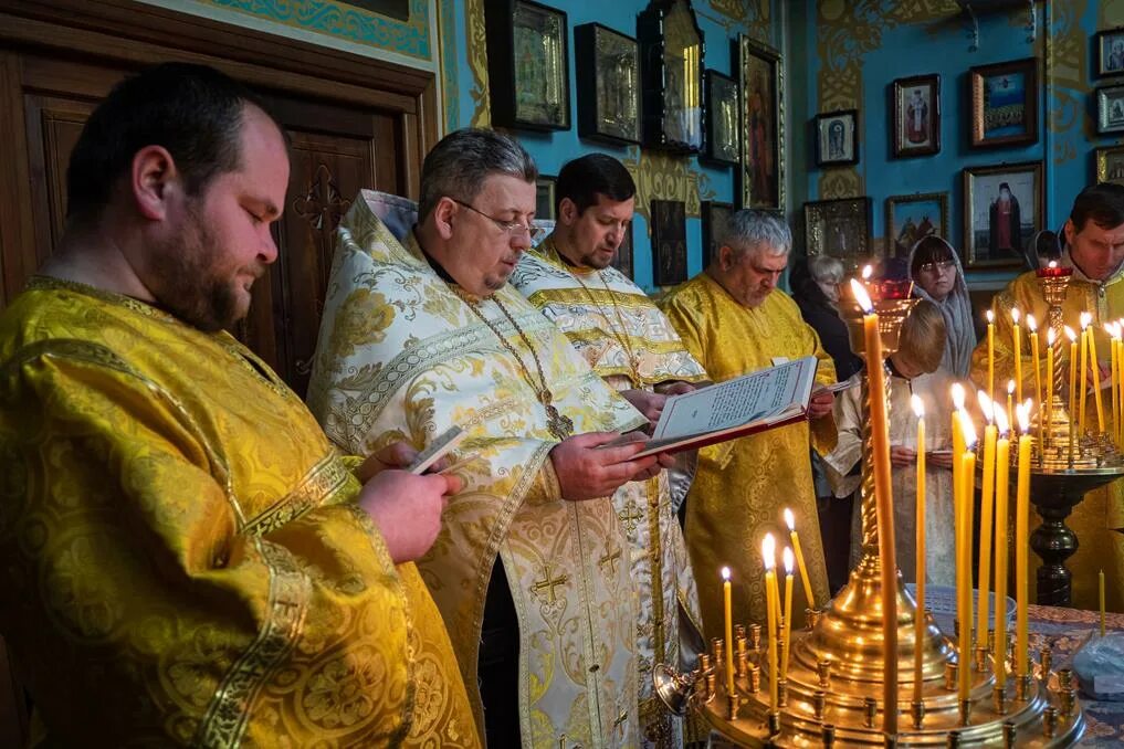 Вечернее богослужение суббота. Богослужение вселенской родительской. Вселенская родительская мясопустная суббота 2022. Вселенская родительская суббота в 2022 в феврале. Вселенская родительская суббота в 2022 26 февраля.