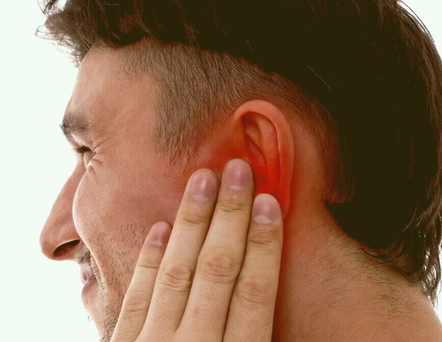 Что делать если у тебя болит ухо