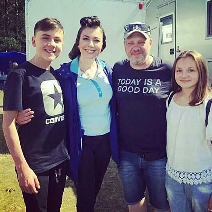 Сколько лет сватов 7