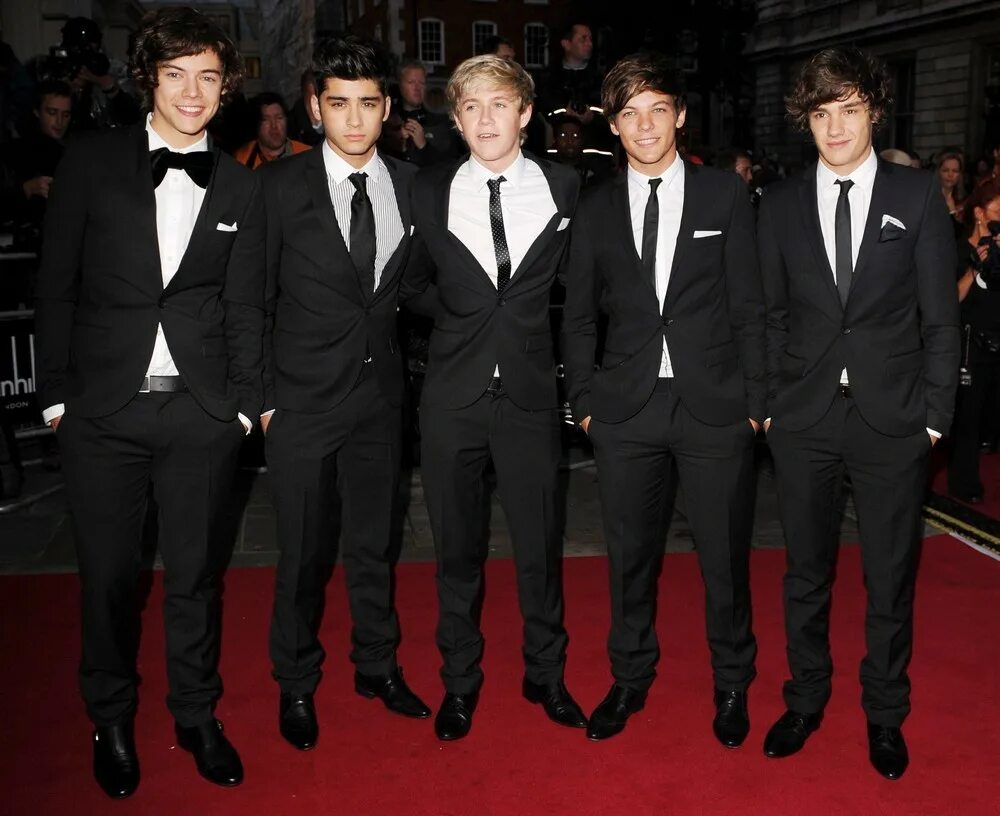 13 июня мужчина. One Direction. Группа оне директион. One Direction 2011. One Direction 1.