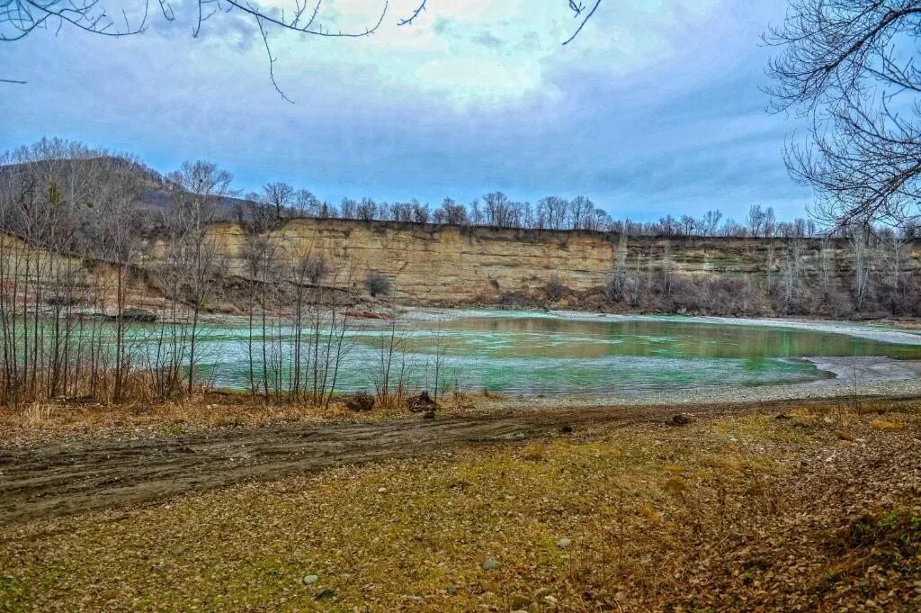 Каменномостский озеро. Красное озеро Каменномостский. Озеро желаний Каменномостский. Озеро новое Каменномостский.