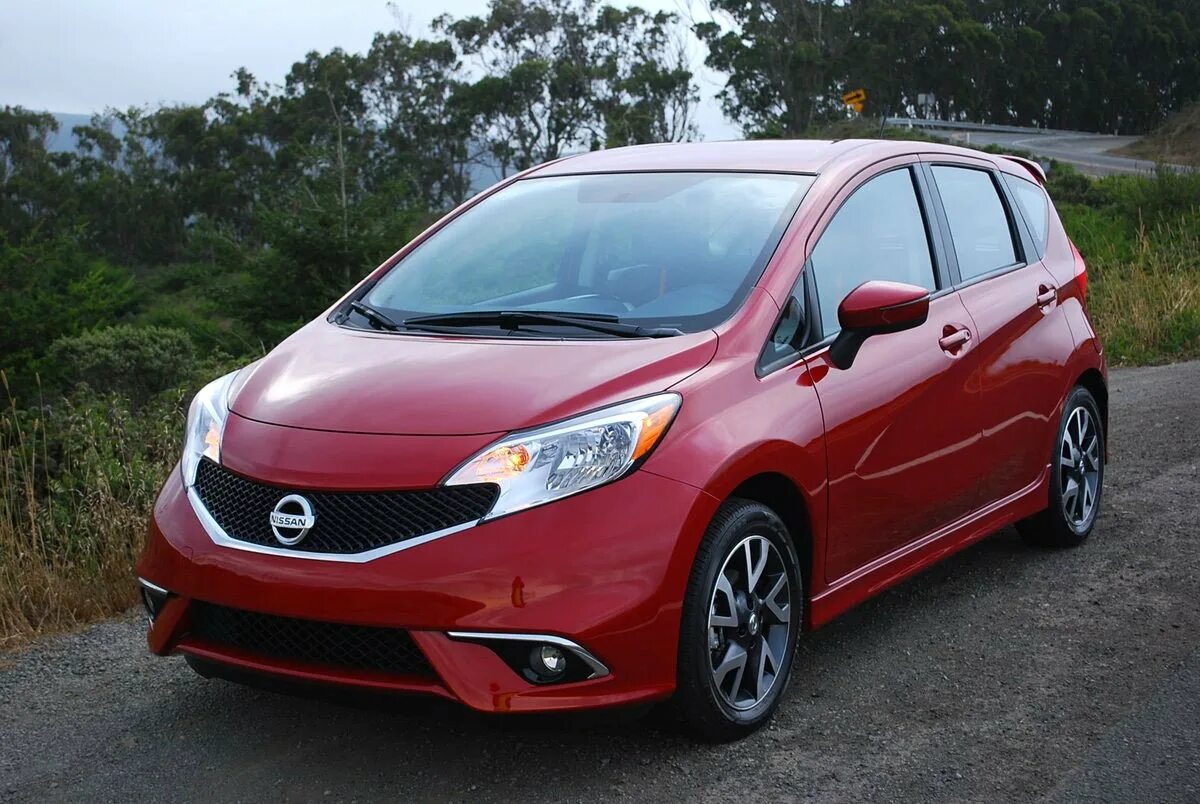 Nissan Note 2015. Nissan Versa Note 2015. Nissan Versa SR. Nissan Note 2015 4 WD. Ниссан нот 4