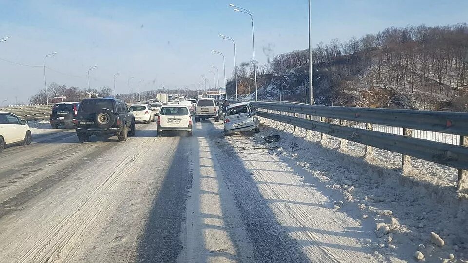 Есть дорога на владивосток. Трасса Хабаровск Владивосток. Федеральная трасса Хабаровск Владивосток зима 2023. Дороги Владивостока зимой. Трасса Хабаровск Владивосток зимой.