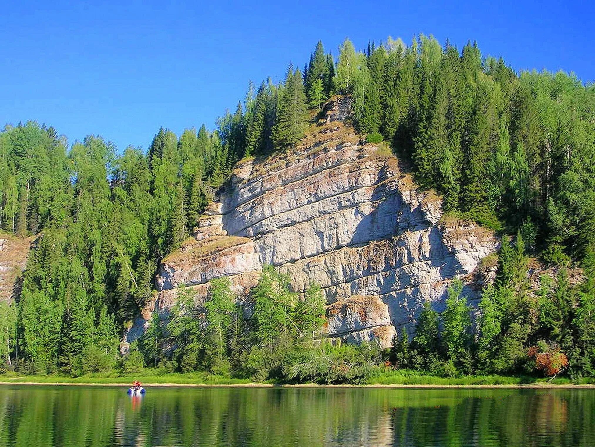 Какая природа в пермском крае. Камень говорливый Вишера Пермский край. Река Вишера говорливый камень. Красновишерск камень говорливый. Пермский край Вишера камни.