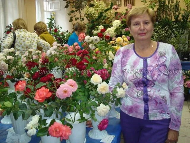 Цветоводы москвы рф на малой грузинской. Новинский бульвар выставка. Клуб цветоводов москвы. Клуб цветоводов москвы на новинском. Клуб цветоводов москвы.