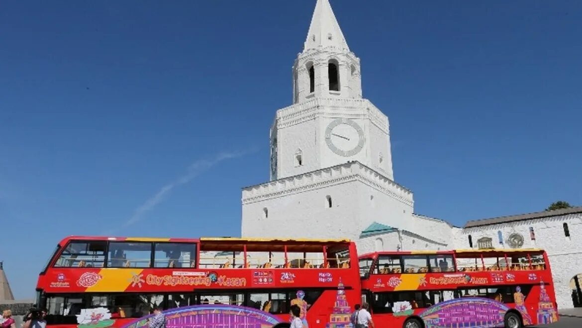 Казань поездки на автобусе. City Sightseeing Казань. Казань автобус City Sightseeing. Автобус Сити сайтсиинг Казань. Экскурсия City Sightseeing Казань.