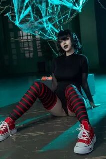 Hologana cosplay