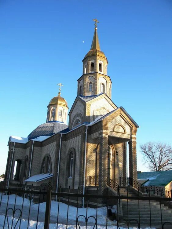 Пос пролетарский белгородской. Храм Успения Пресвятой Богородицы поселок Пролетарский. Пролетарский Белгородская область Ракитянский район. Храм Ракитянский район-. Храм в Пролетарском Ракитянский район.