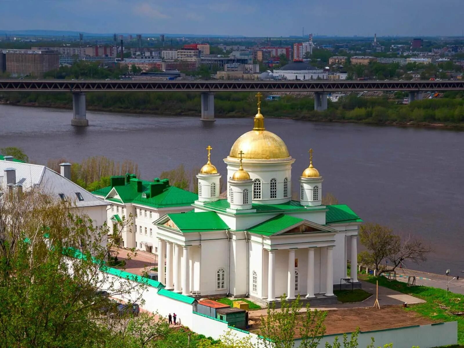 Печерский вознесенский монастырь. Печерский вознесенский монастырь. Благовещенский храм нижний новгород. Церковь печерского монастыря нижнего новгорода. Ансамбль печерского монастыря нижний новгород.