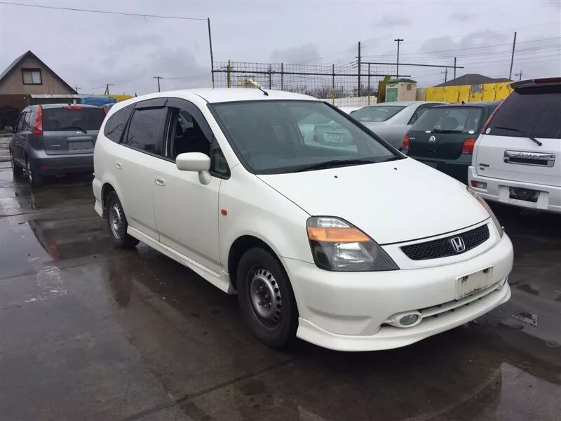 Купить хонда стрим в новосибирске. Хонда стреам 2002 RN-1. Хонда стрим 2002. Honda Stream rn1 d17a. Хонда стрим белый rn1.