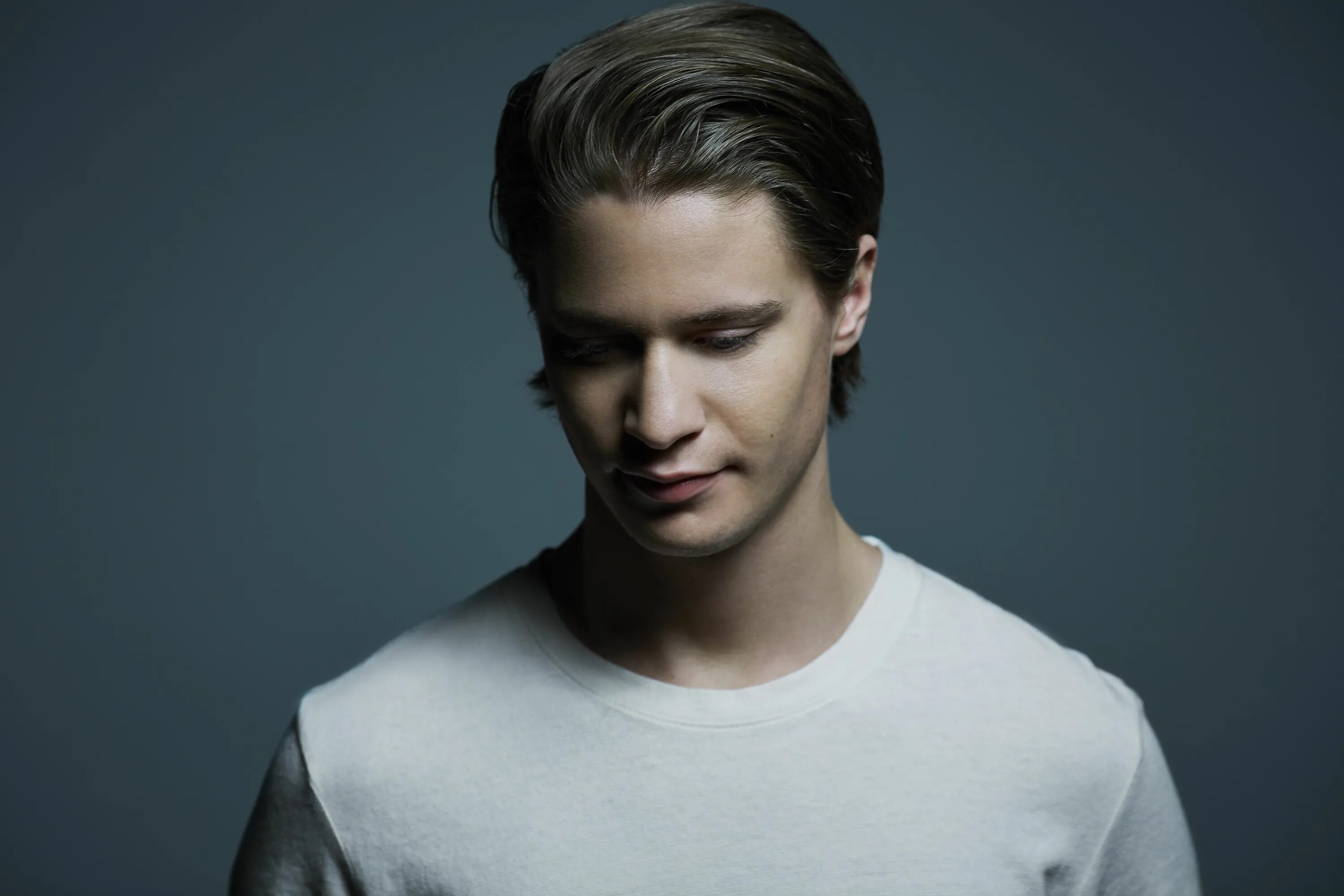 Kygo слушать. Kygo норвежский диджей. Kygo фото певца. Kygo и Avicii. Kygo прическа.