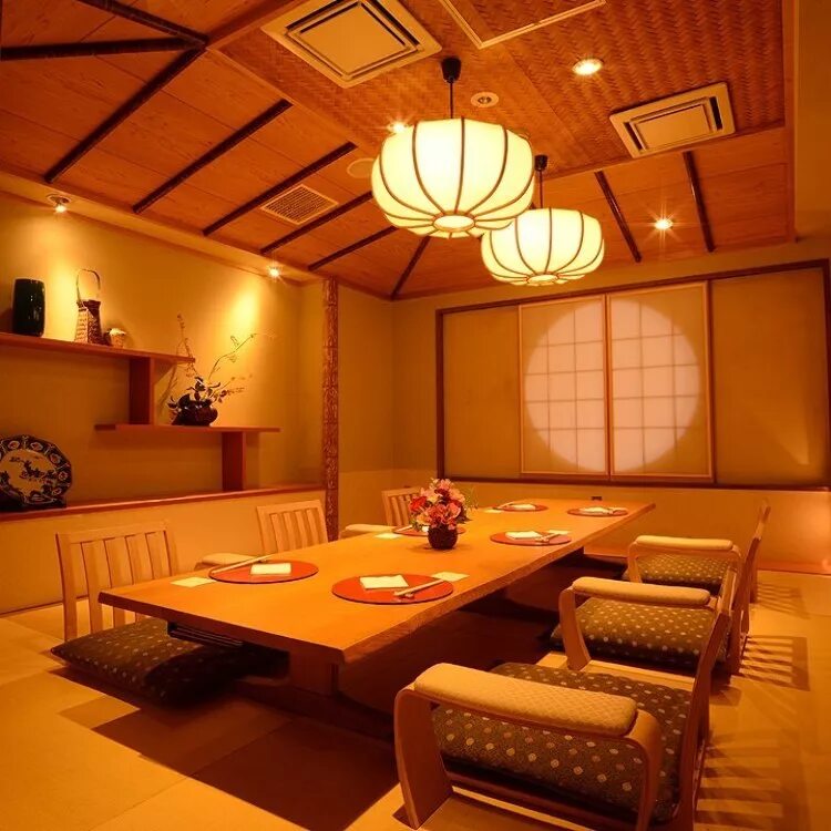 Японский ресторан. Японское кафе. Интерьер китайского кафе. Интерьер кафе в японском стиле.