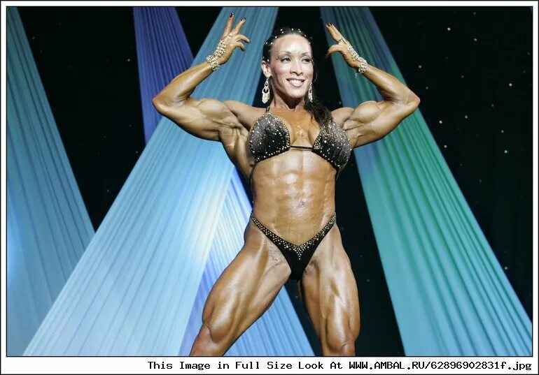 Мисс олимпия. Дениза мазино. Denise masino в платье. Дениз мазино культуристка. Дениз мазино.